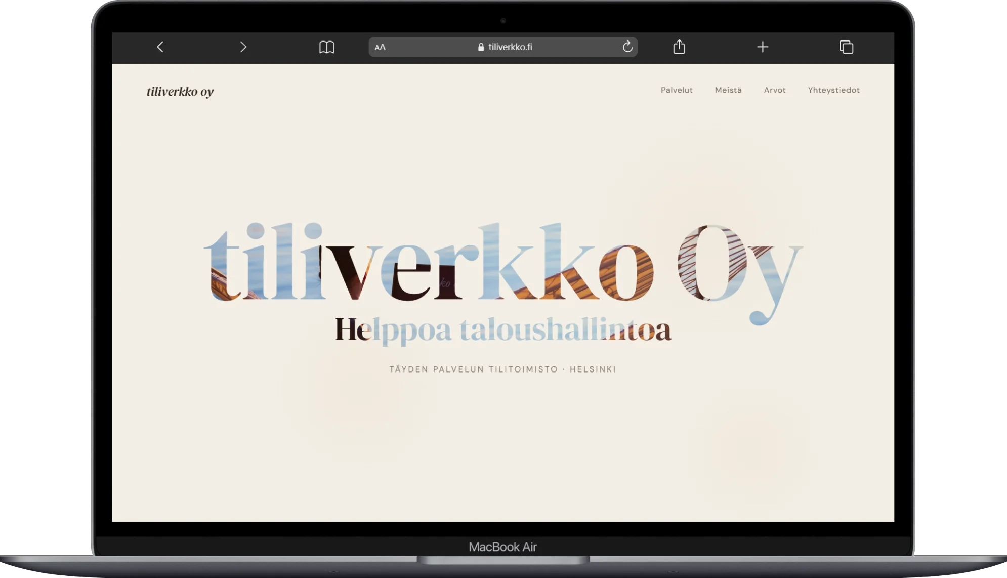 Tiliverkko Oy avattuna tietokoneen selaimessa